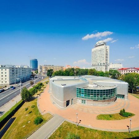 Apartments On Romanovakaya Sloboda 10 Minsk Exterior foto